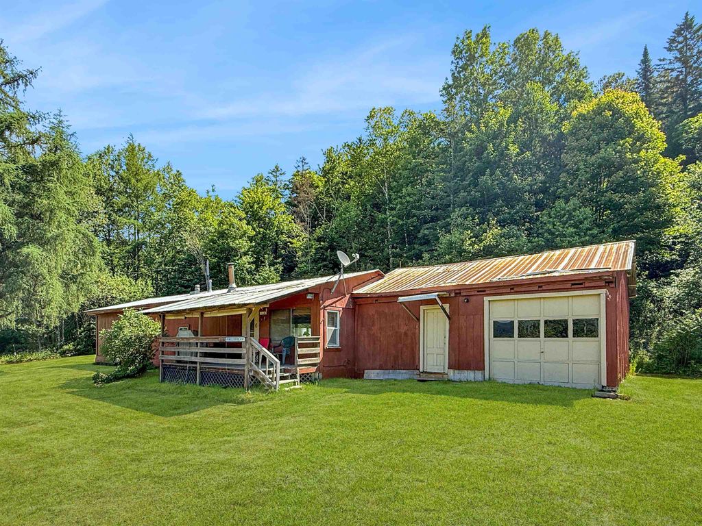 Photo of 1116 Halls Stream Road, Pittsburg, NH 03592 (MLS # 5097739)