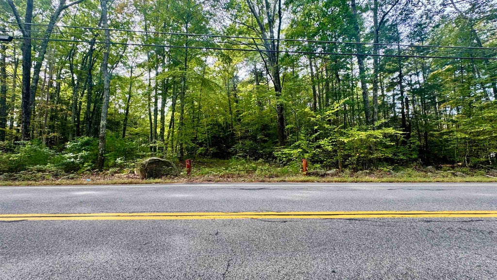 Photo of 187 Lowell Street, Rochester, NH 03867 (MLS # 5111593)