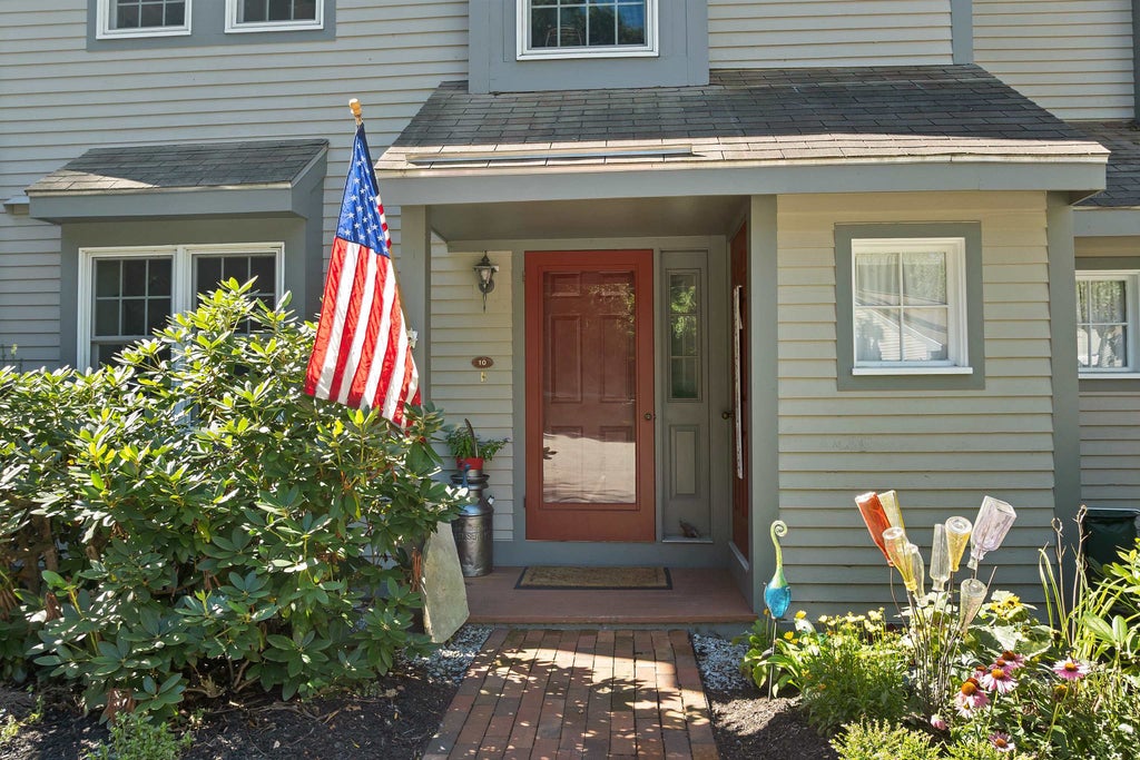 Photo of 169 Portsmouth Street #10, Concord, NH 03301 (MLS # 5107411)