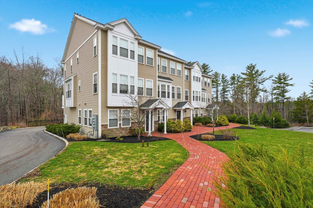 Photo of 46 Acadia Lane #Unit 58, Exeter, NH 03833 (MLS # 5111901)