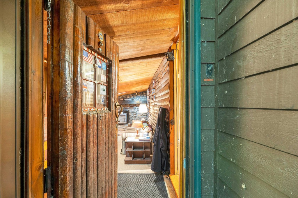 Photo of 1071 US-302, Harts Location, NH 03812 (MLS # 5113604)