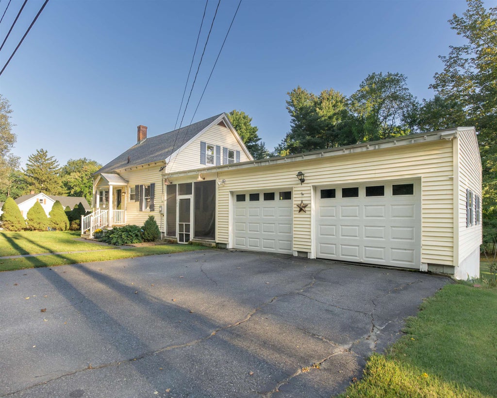 Photo of 121 Prospect Street, Hinsdale, NH 03451 (MLS # 5108425)