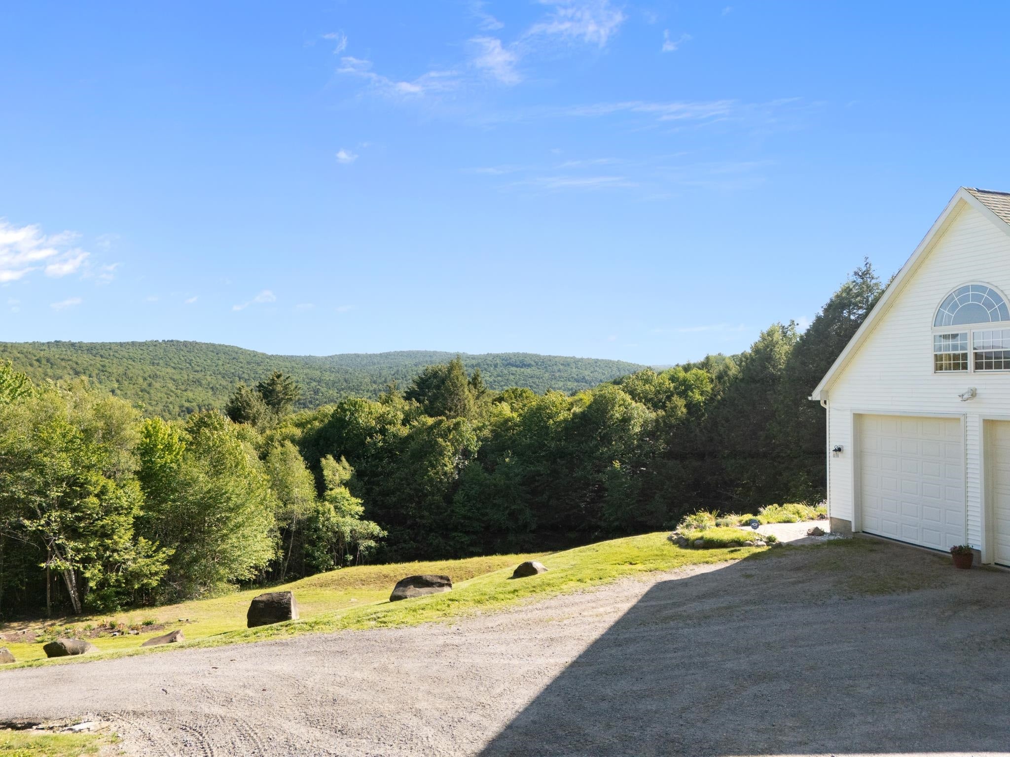 598 Hubbard Hill Road