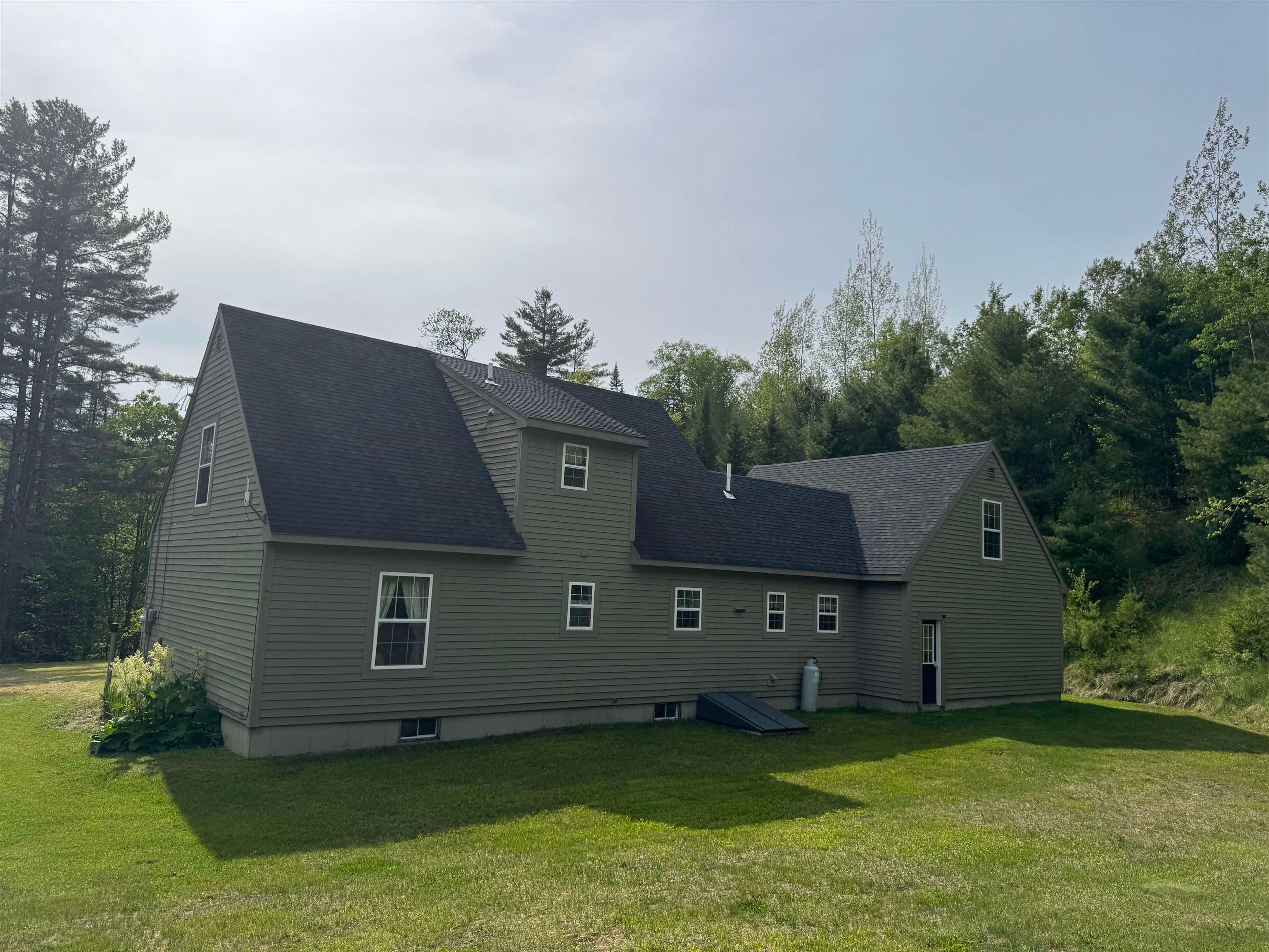 3172 Calendar Brook Road