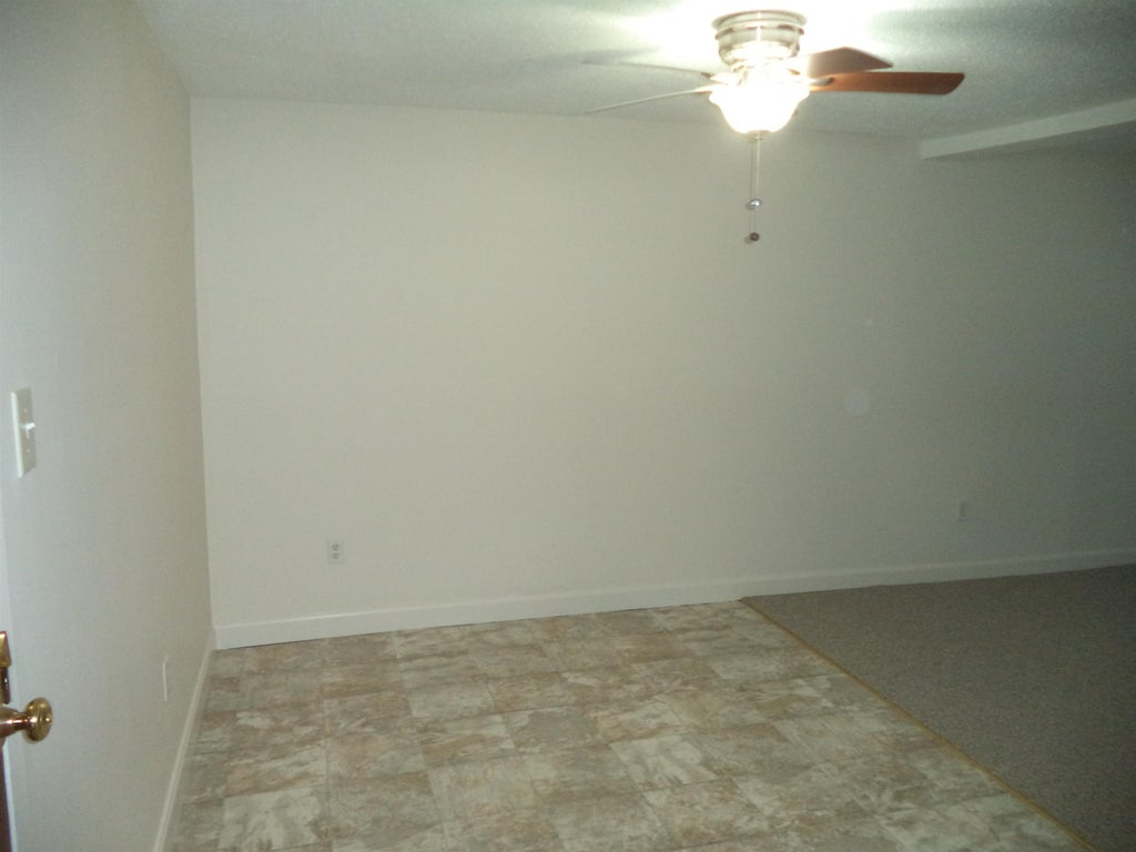 Photo of 3 Pembroke Drive #5, Derry, NH 03038 (MLS # 5114344)
