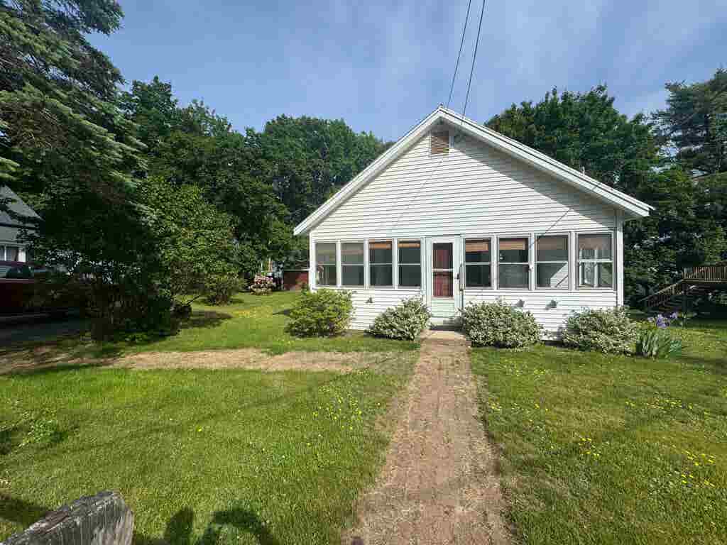 Photo of 19 Huckins Street, Ossipee, NH 03814 (MLS # 5093807)