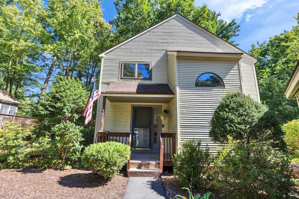 Photo of 7 Mockingbird Court, Merrimack, NH 03054 (MLS # 5112044)