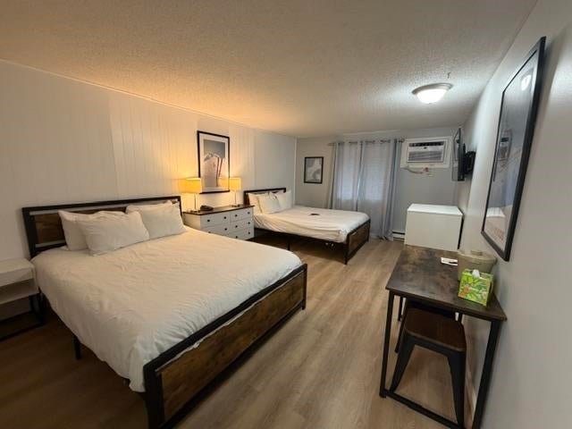 2955 White Mountain Highway 217 (E27)