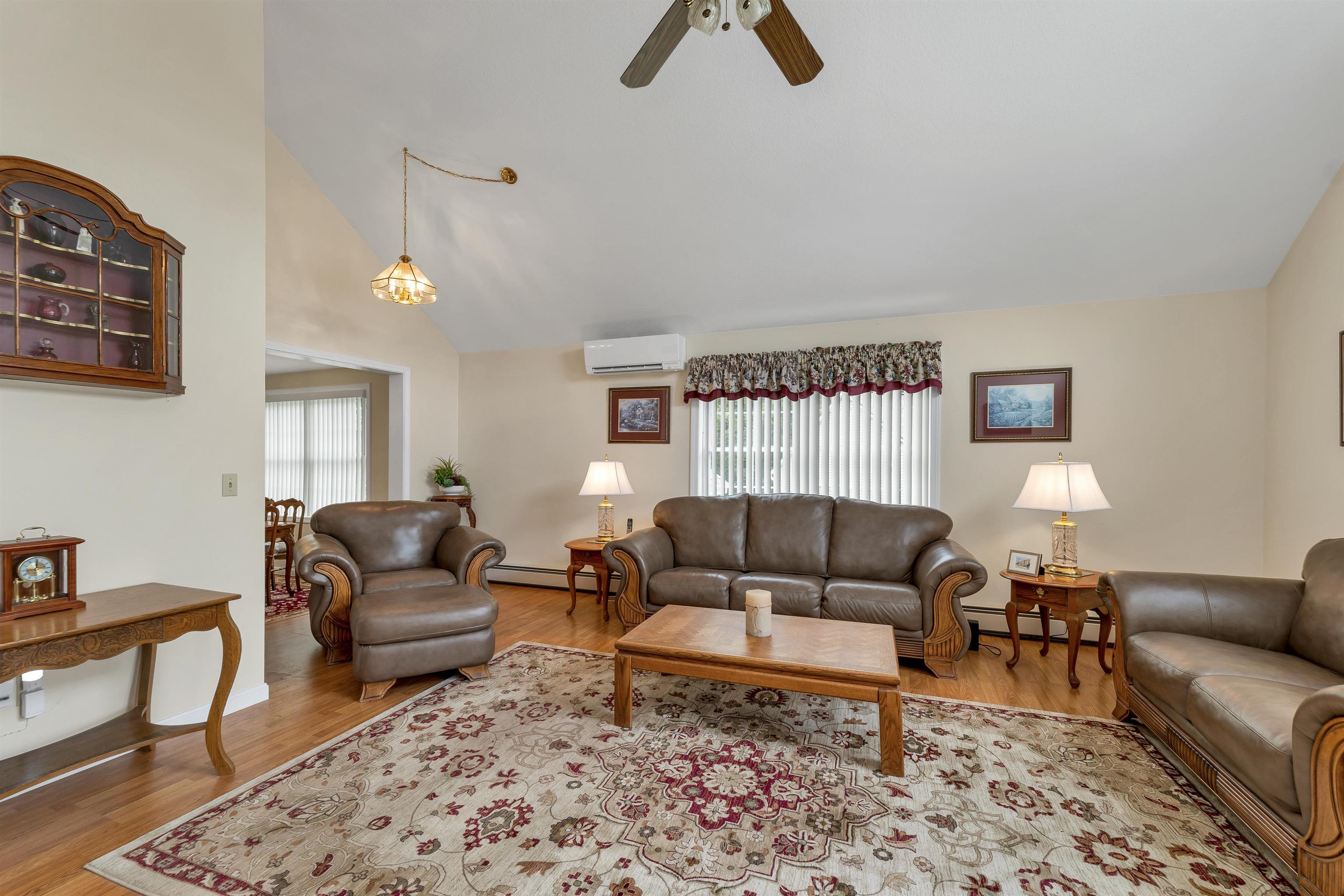 28 Autumn Lane