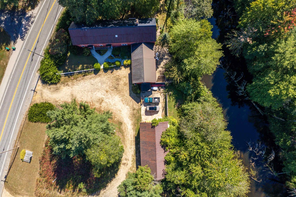 Photo of 337 Main Street, Fremont, NH 03044 (MLS # 5110217)