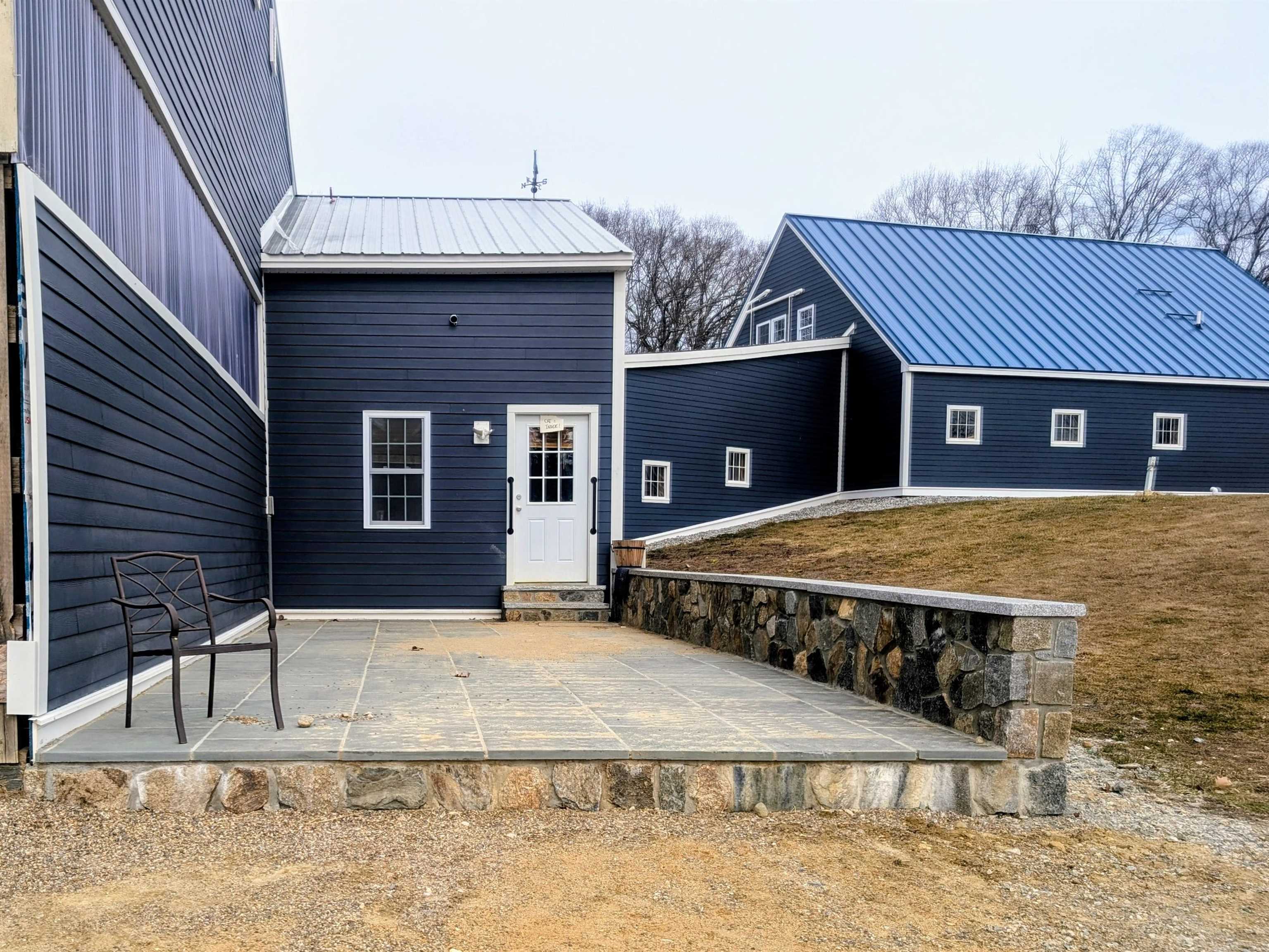 40 Dunbarton Center Road