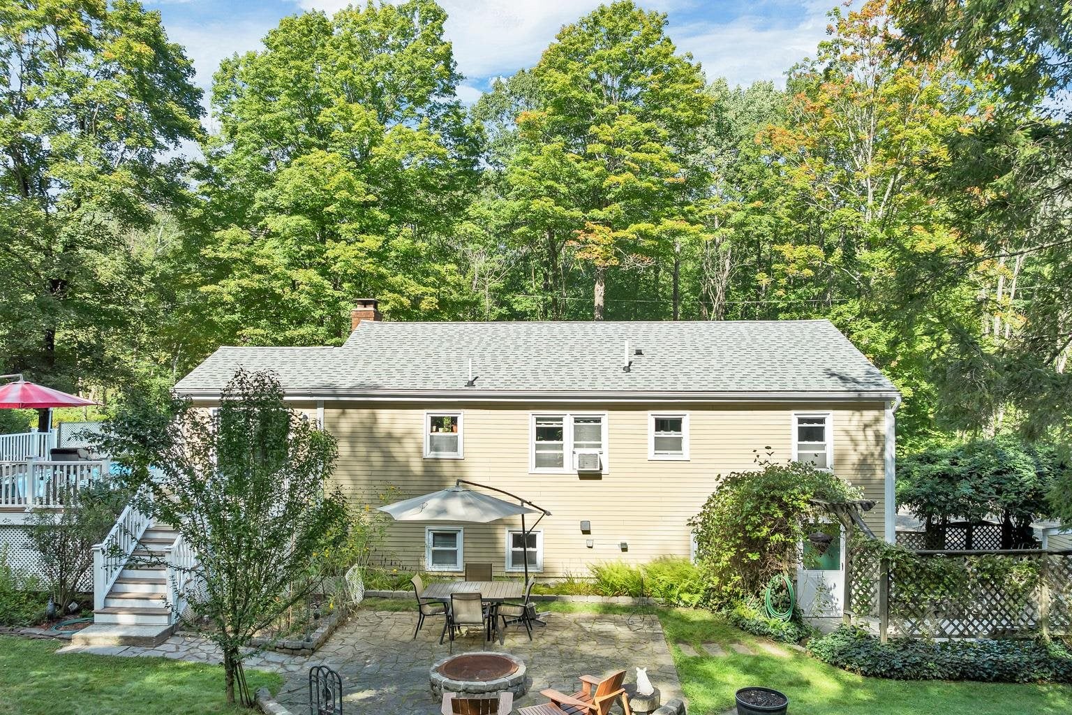 33 Gale Village Road