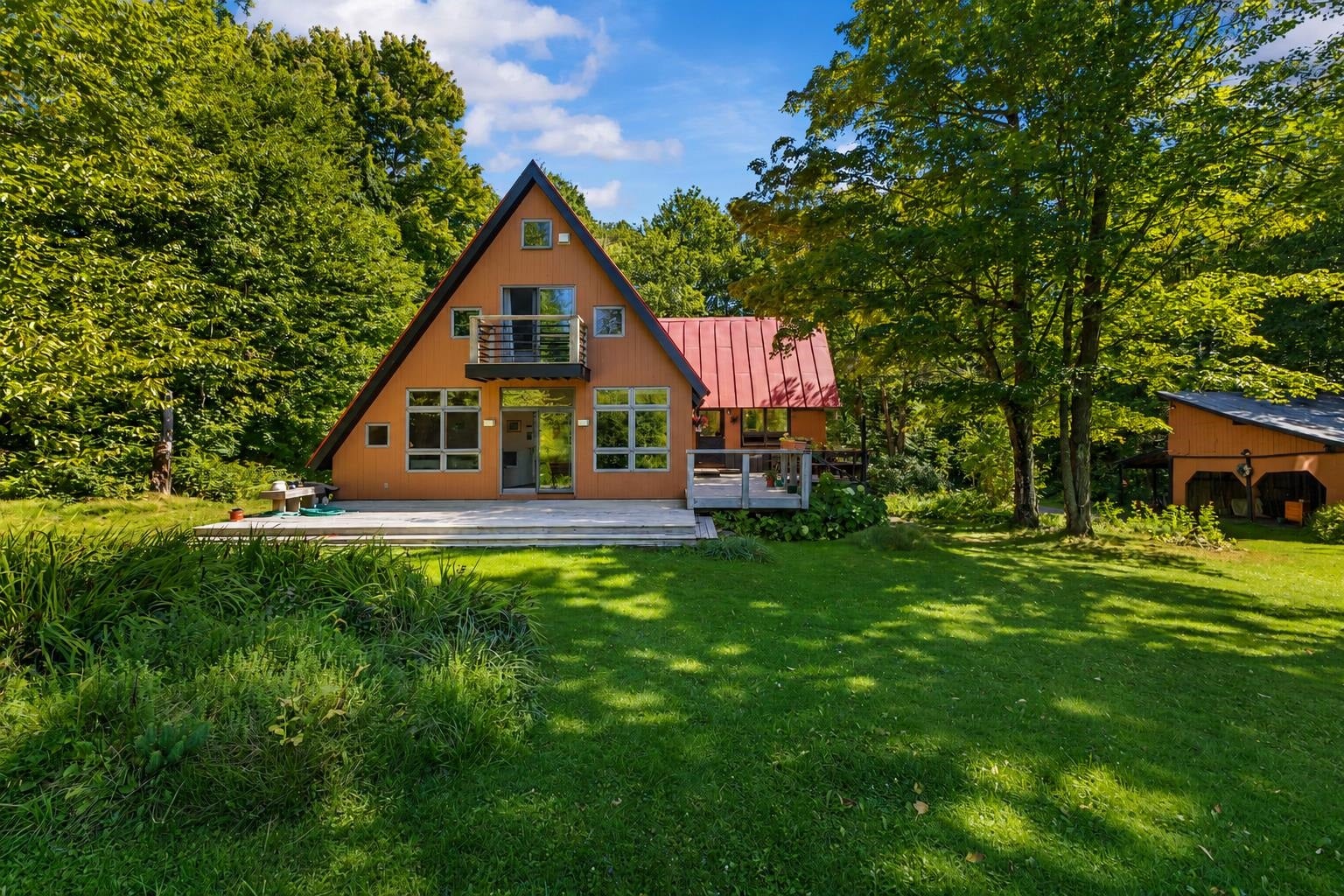 570 West Hill Road