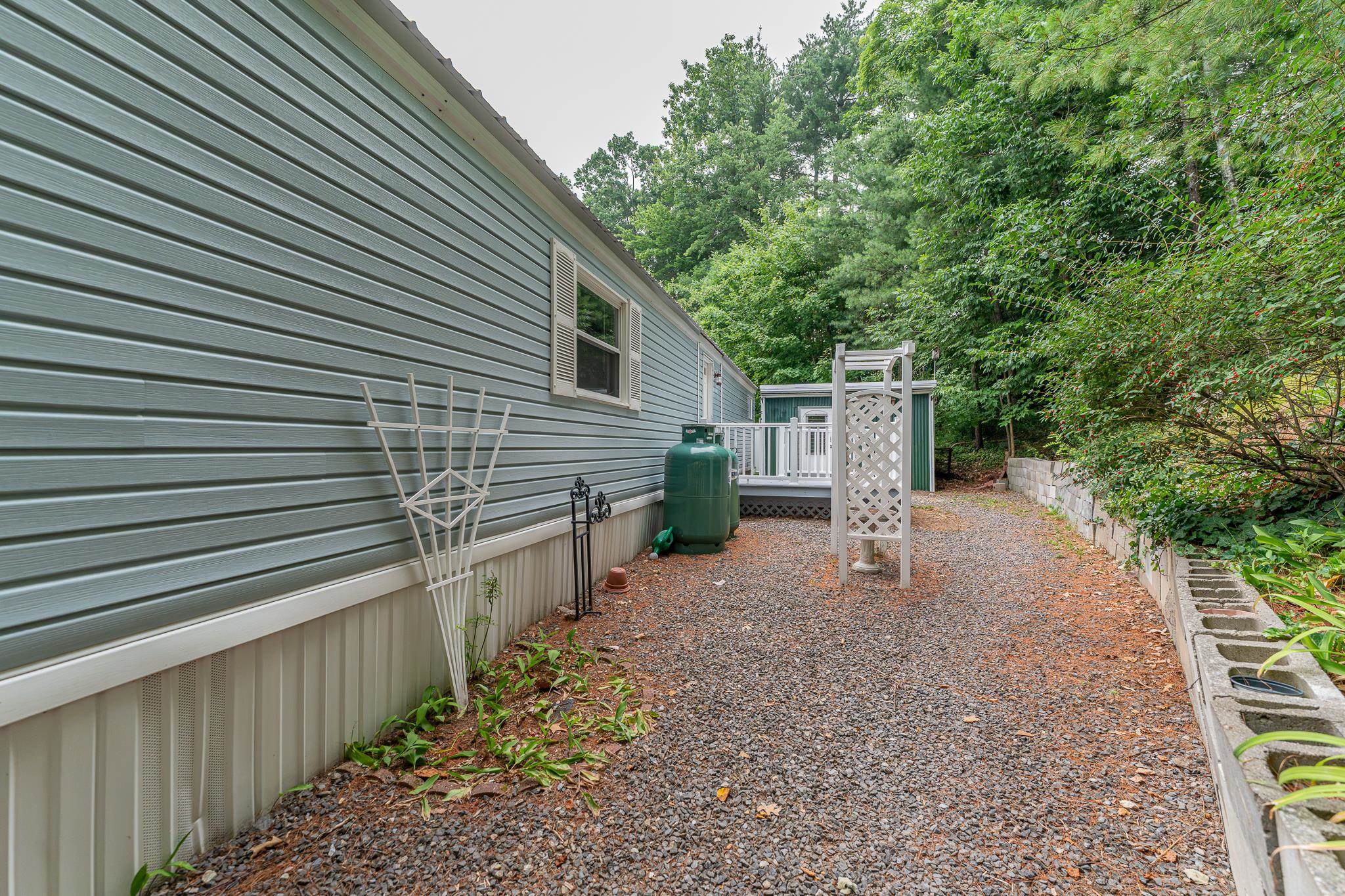 12 Ruby Way