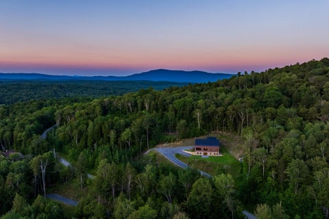 Photo of 33 Stone Lodge Road, Winhall, VT 05340 (MLS # 5106148)