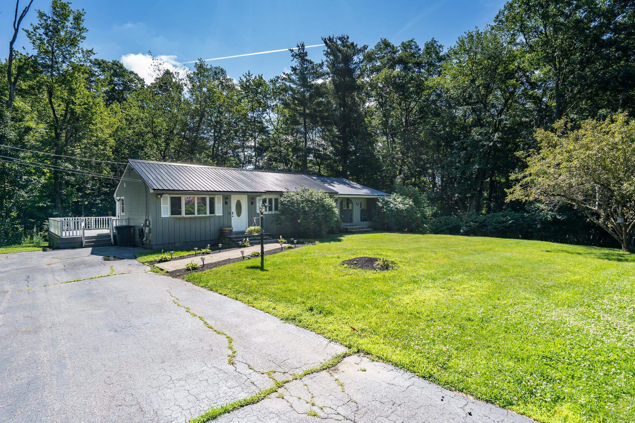 10 Appaloosa Avenue