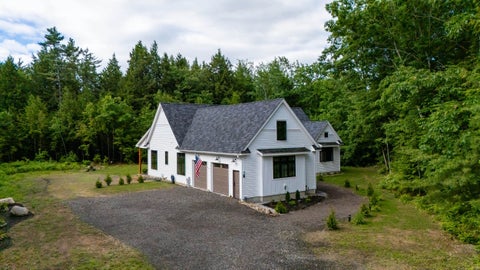 Photo of 123 Oxbow Lane, Conway, NH 03818 (MLS # 5077617)