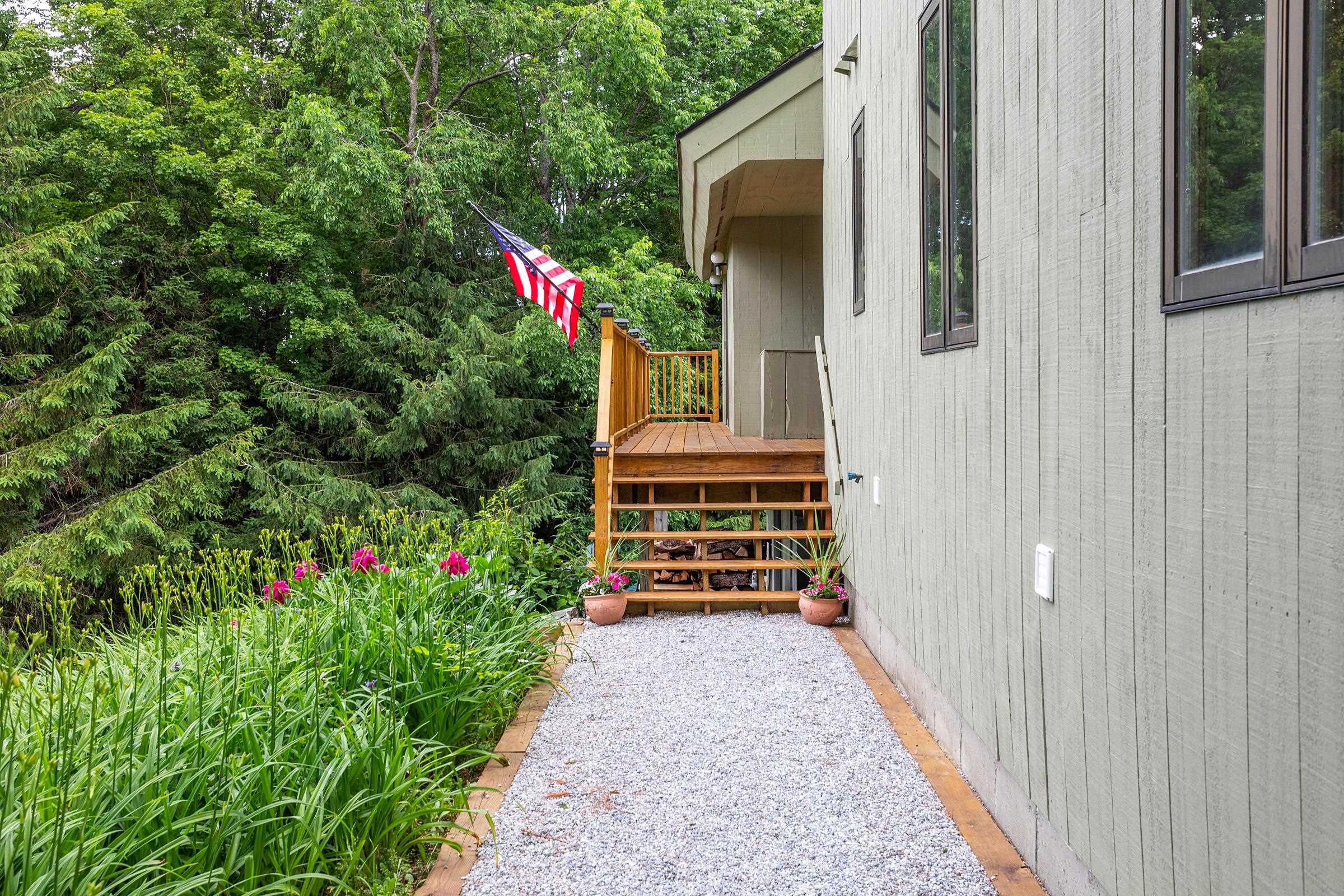 12 Stratton Ridge Road