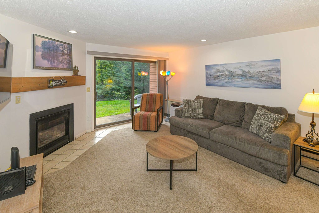 Photo of 24 Nordic Wilderness Road, Bartlett, NH 03812 (MLS # 5108755)