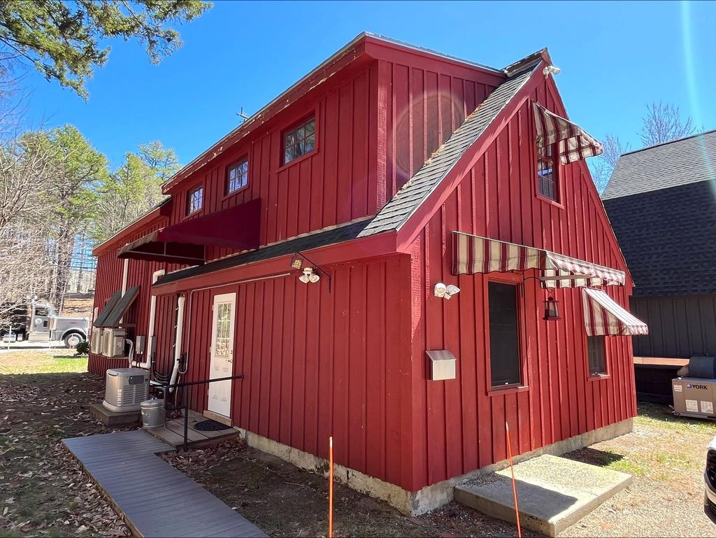 Photo of 290 E Side Road #3, Conway, NH 03818 (MLS # 5100959)