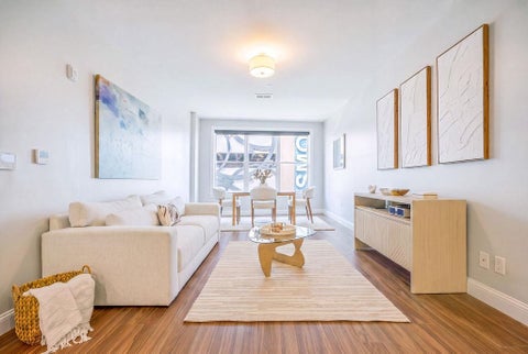 Photo of 99 Foundry Place #308, Portsmouth, NH 03801 (MLS # 5106256)