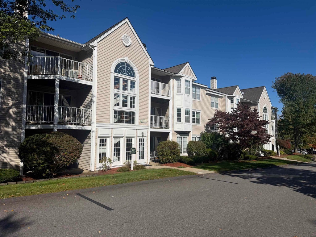 Photo of 2 Galloway Road #27, Merrimack, NH 03054 (MLS # 5112972)