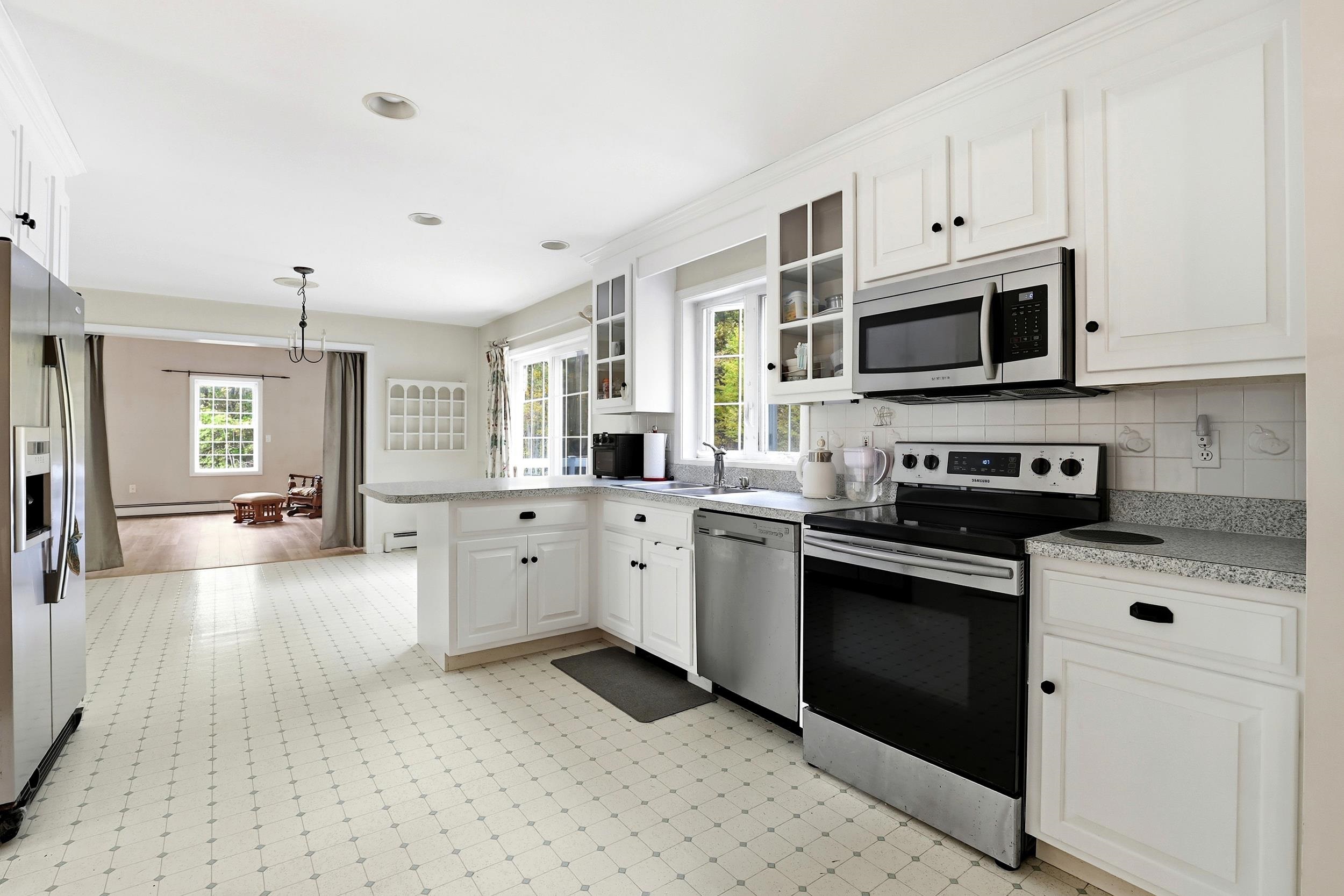 13 Cottonwood Road