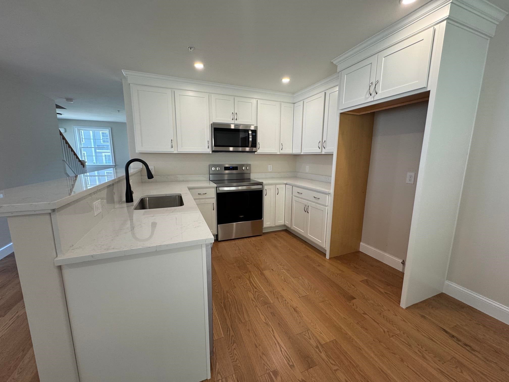 81 Kearsarge Lane