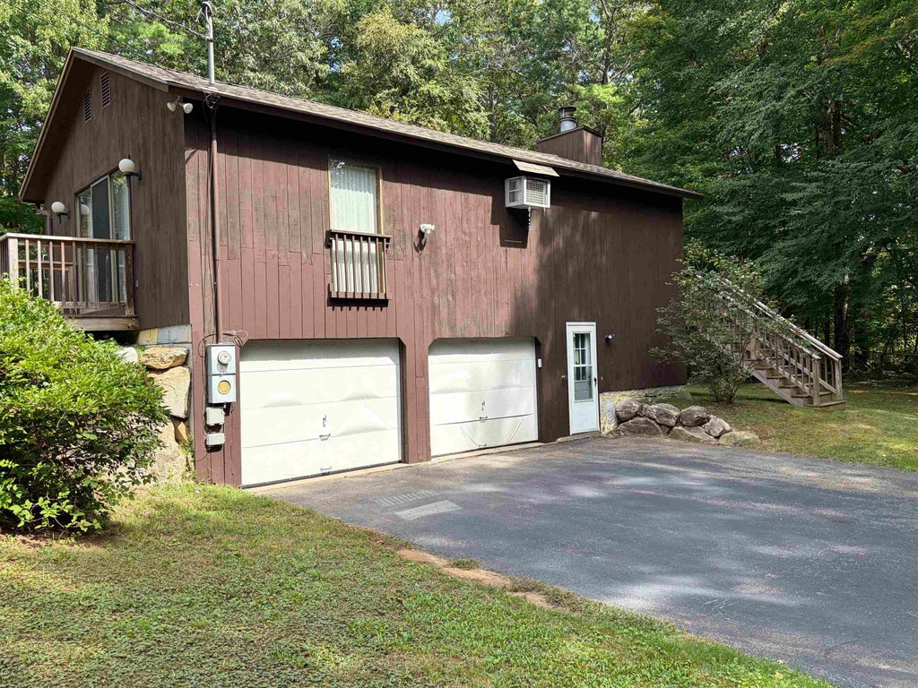 Photo of 22 Cunningham Drive, Derry, NH 03038 (MLS # 5107860)