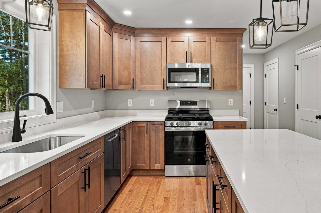 Photo of 32 Hansonville Road, Rochester, NH 03839 (MLS # 5107041)
