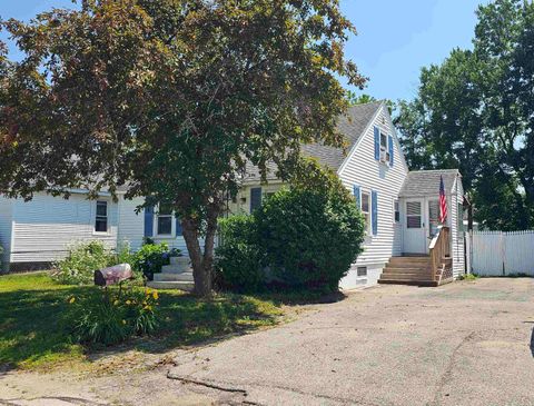 Photo of 169 Flint Street, Manchester, NH 03103 (MLS # 5100418)