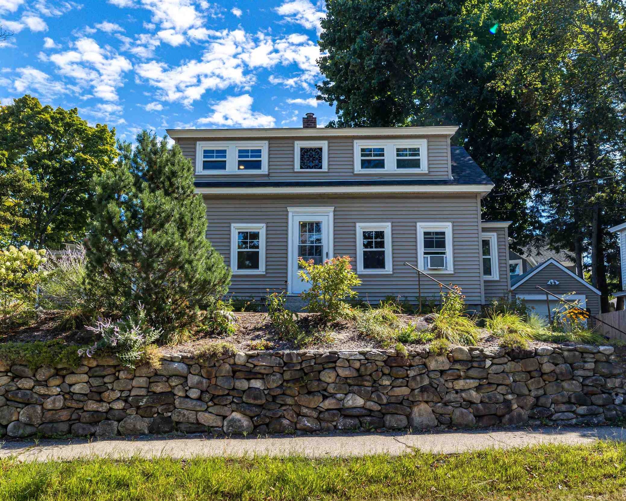 87 Washington Street