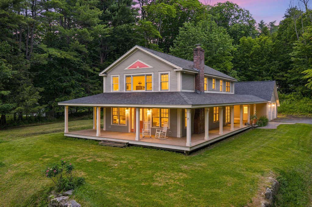 Photo of 7 Rip Road, Hanover, NH 03755 (MLS # 5096038)