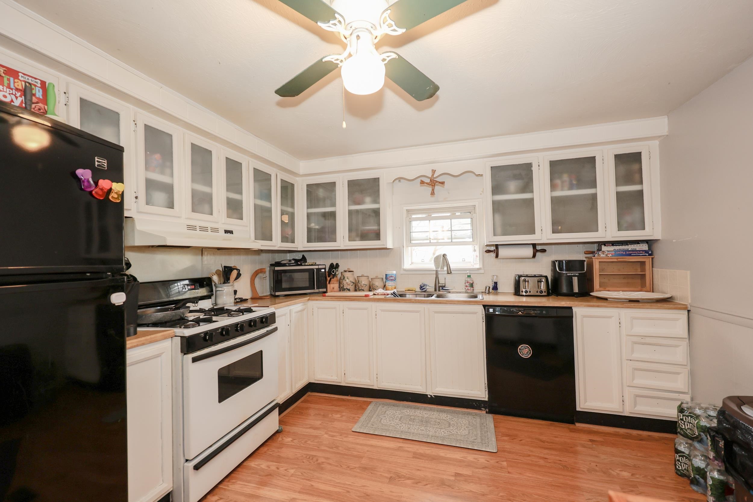 4 Briarwood Drive