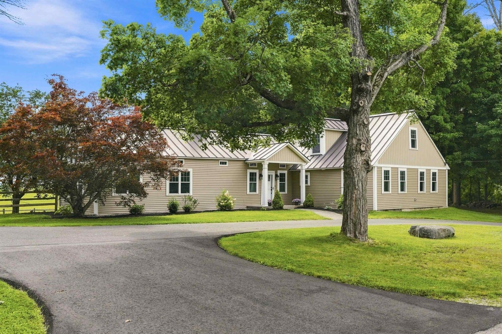 Photo of 247 Middle Winchendon Road, Rindge, NH 03461 (MLS # 5107635)