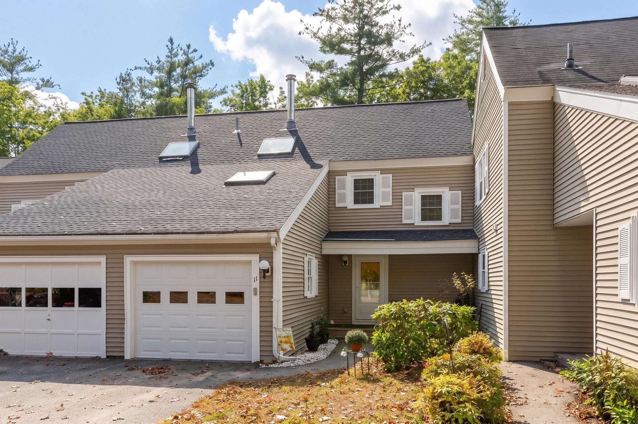 11 Winding Pond Road