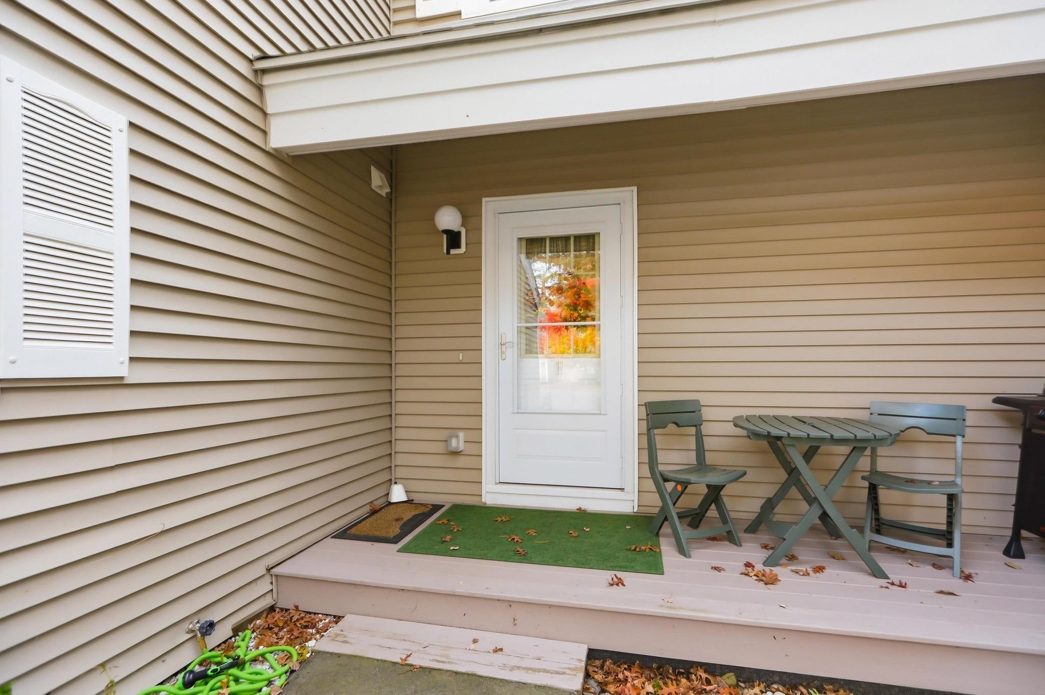 11 Winding Pond Road