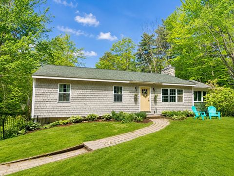 Photo of 30 Chipmunk Circle, Gilford, NH 03249 (MLS # 5091468)