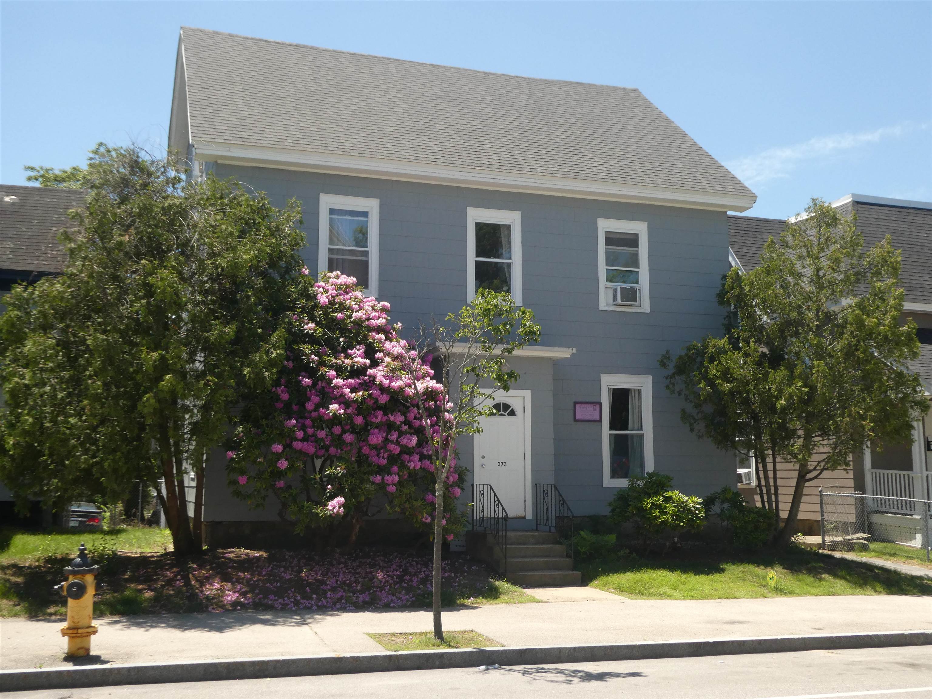 373 LAKE Avenue