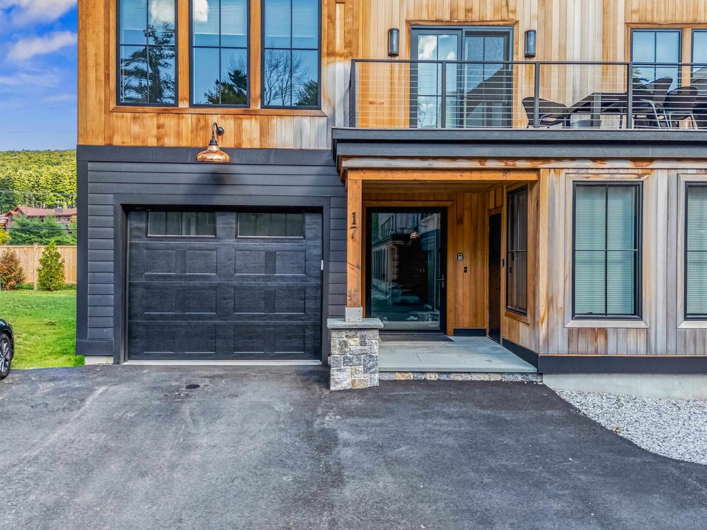 Photo of 17 Black Diamond Road #5, Conway, NH 03860 (MLS # 5107135)