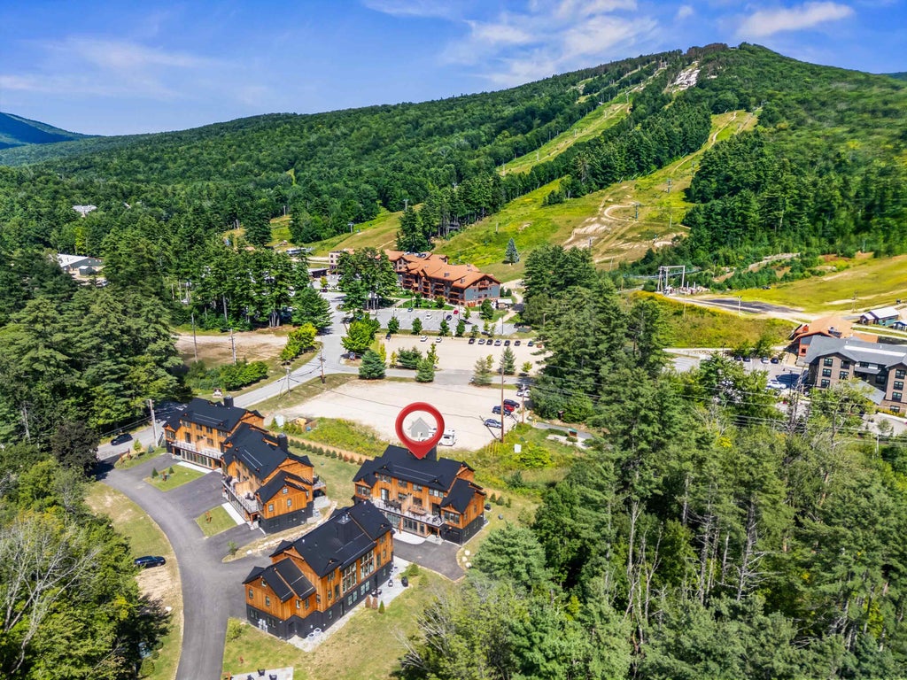 Photo of 17 Black Diamond Road #5, Conway, NH 03860 (MLS # 5107135)