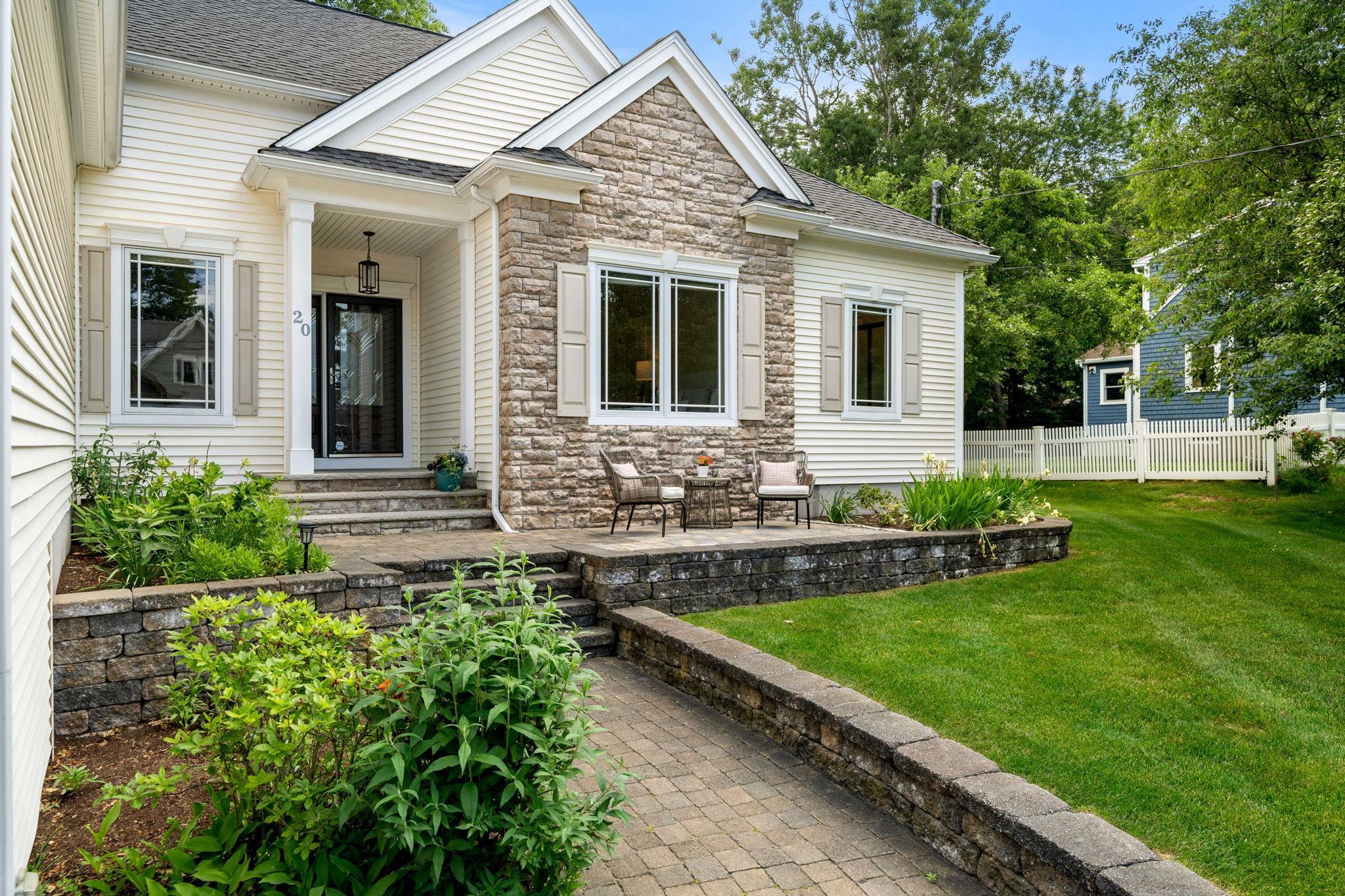 20 Huckleberry Lane