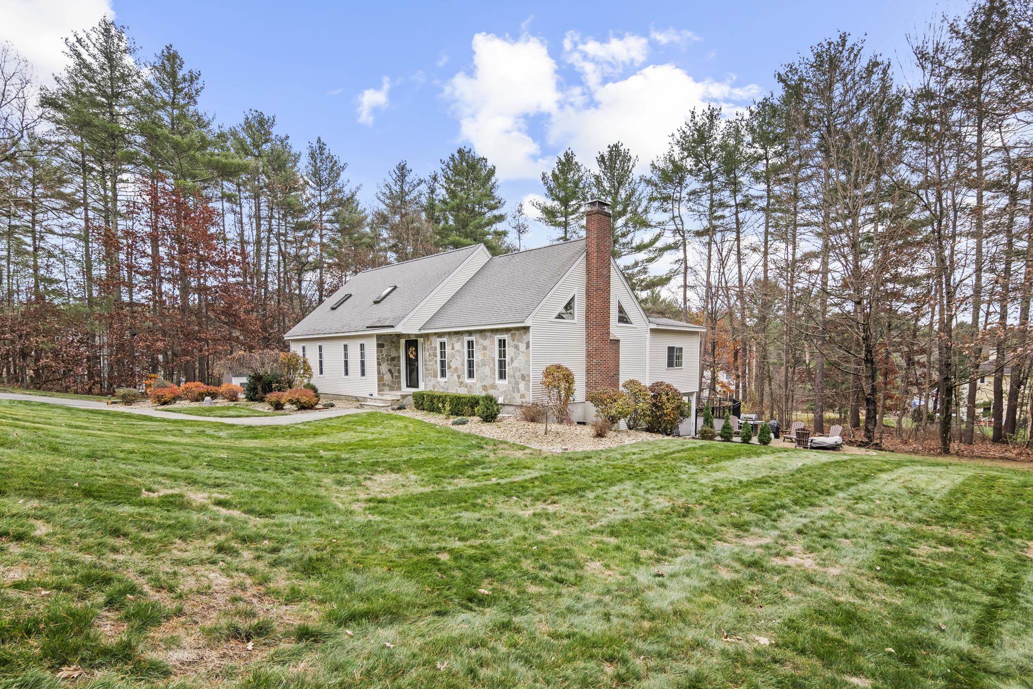 3 Hillside Road