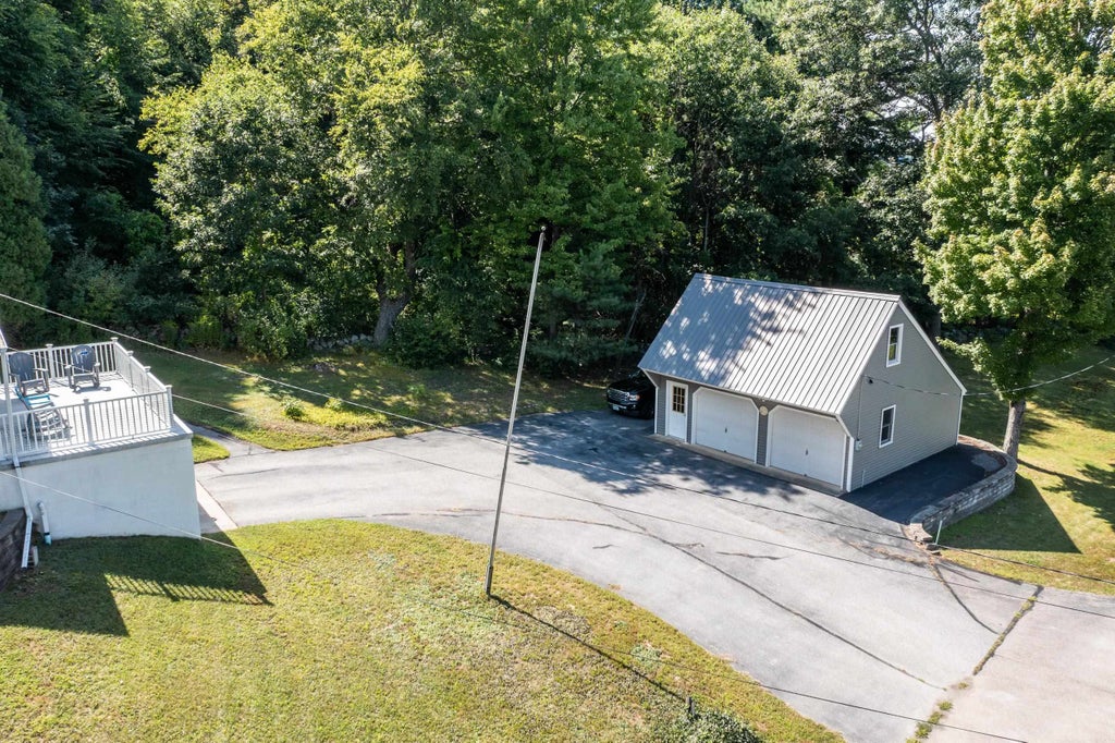 Photo of 20 Meadow Lane, Goffstown, NH 03045 (MLS # 5106054)