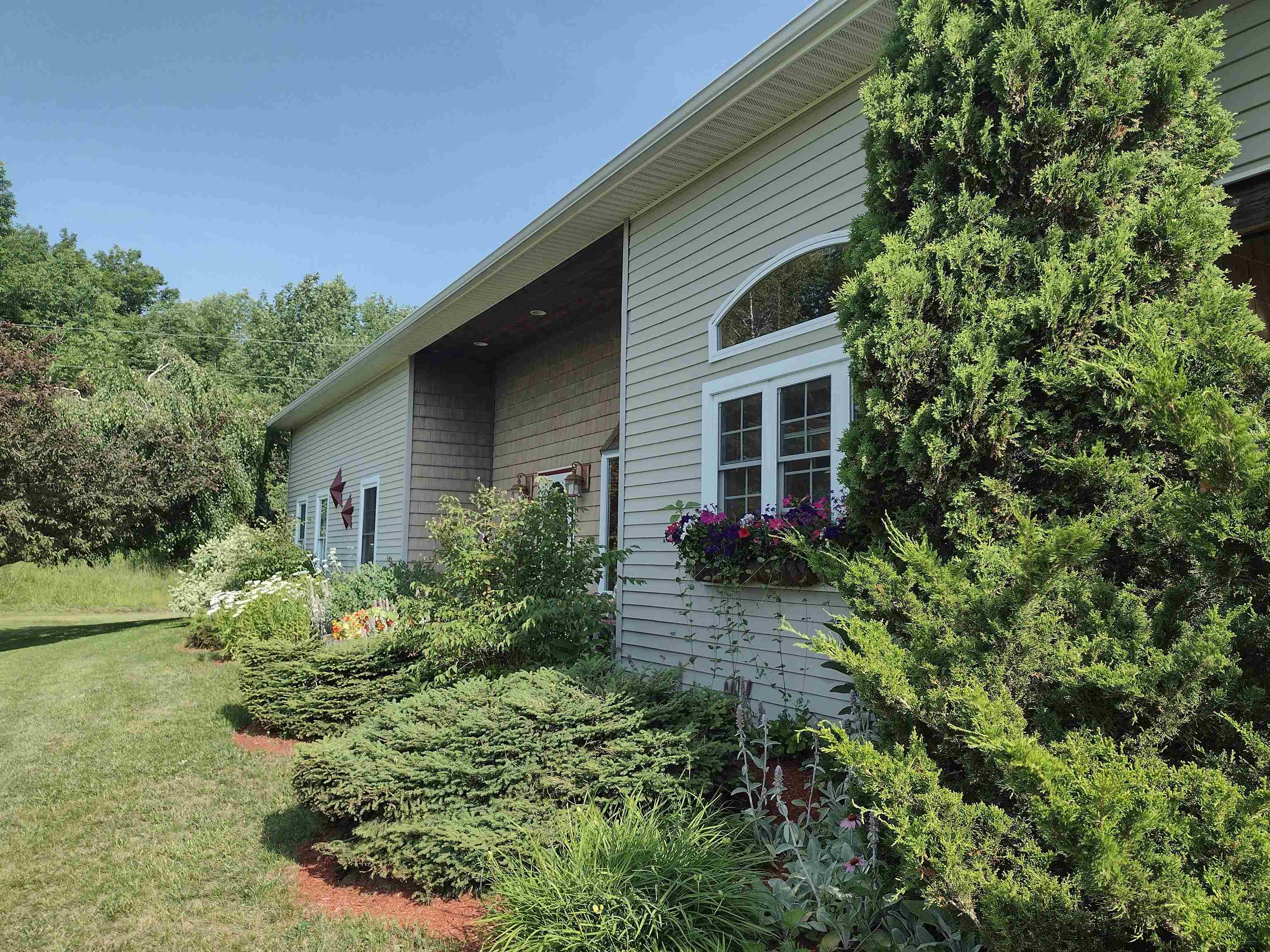 3452 Burton Hill Road