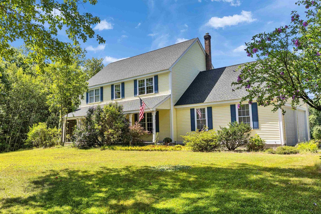 Photo of 230 Hoit Road, Concord, NH 03301 (MLS # 5105335)