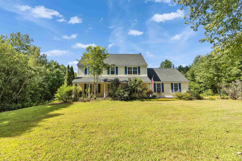 Photo of 230 Hoit Road, Concord, NH 03301 (MLS # 5105335)