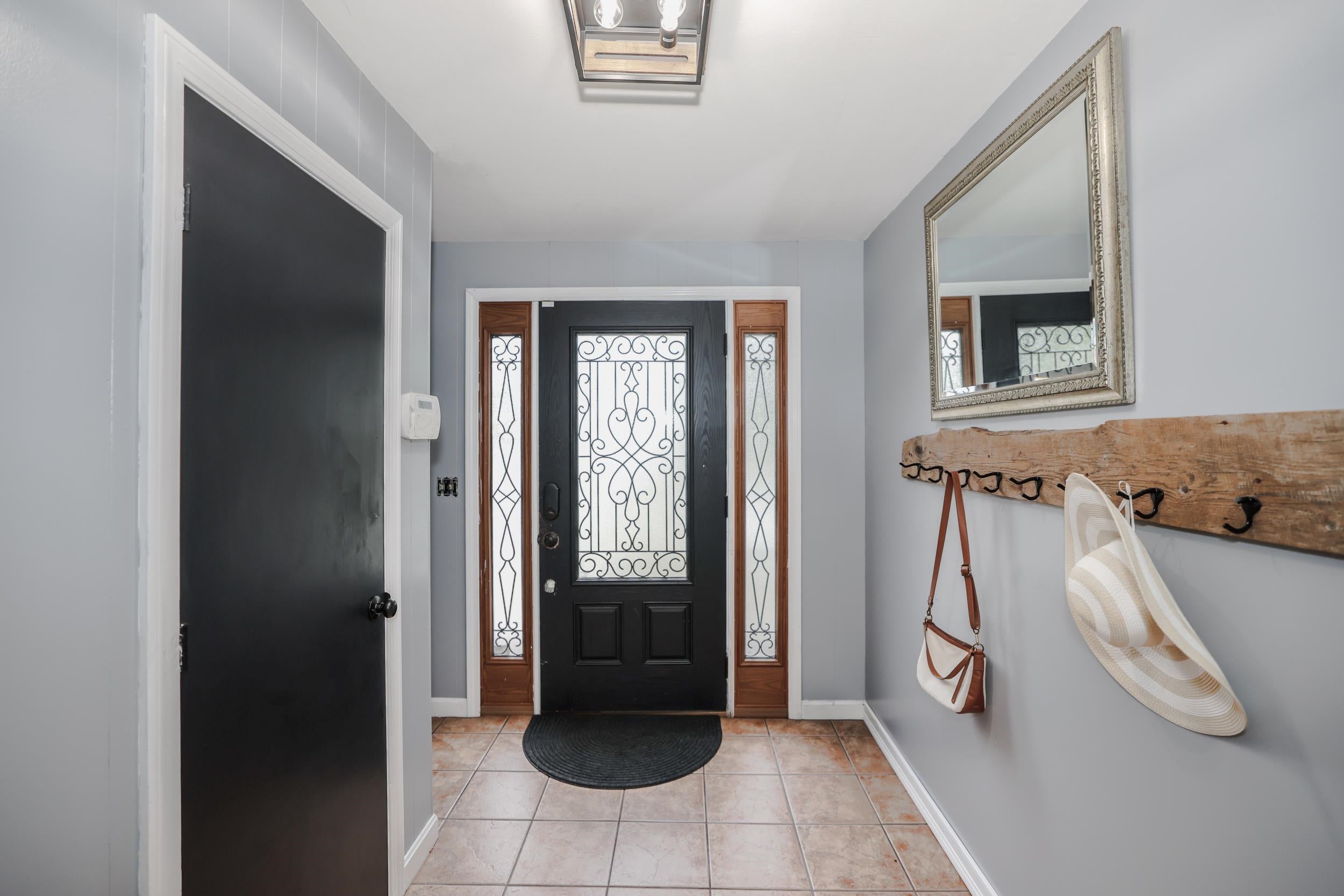 28 Swan Avenue