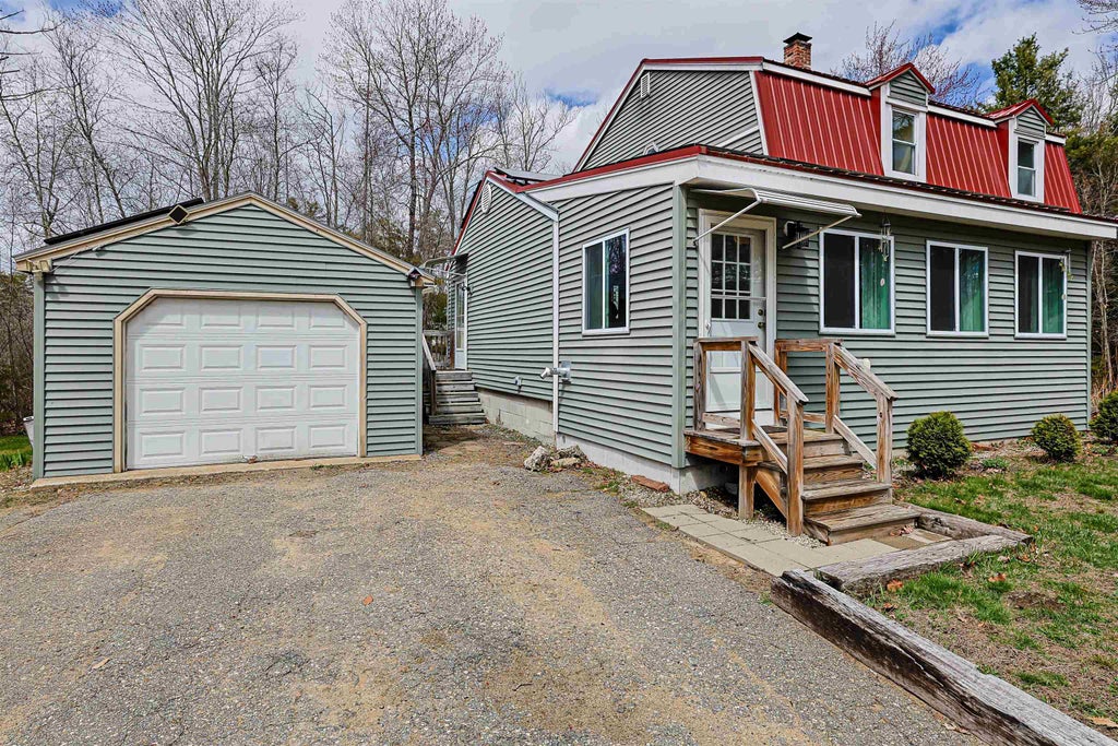 Photo of 23 Brewster Road, Barrington, NH 03825 (MLS # 5084717)