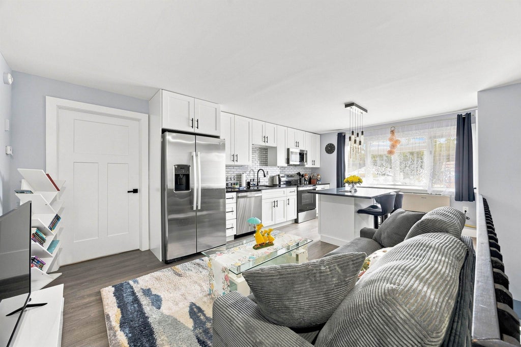 Photo of 78 Main Street #3A, Lincoln, NH 03251 (MLS # 5108130)